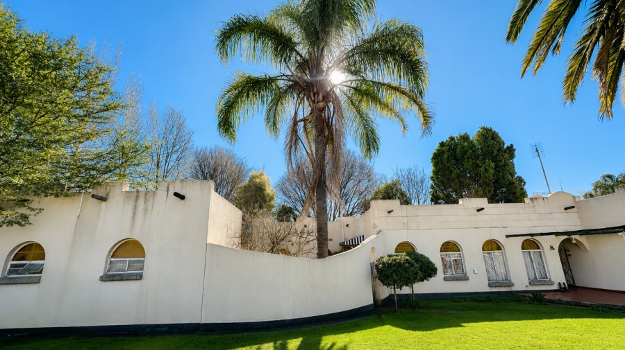 4 Bedroom Property for Sale in Potchefstroom North West